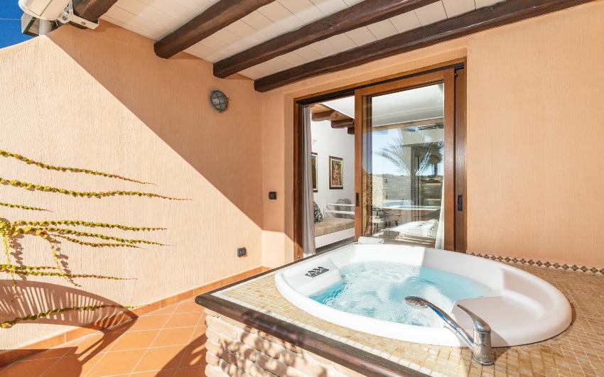 Hotel La Bitta Arbatax -  Camera Junior Suite Infinity Bay 10