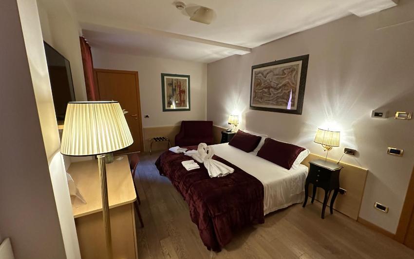 Hotel Akamay Domus Ciliota San Marco - Venezia -  Camera Camera Tripla 1