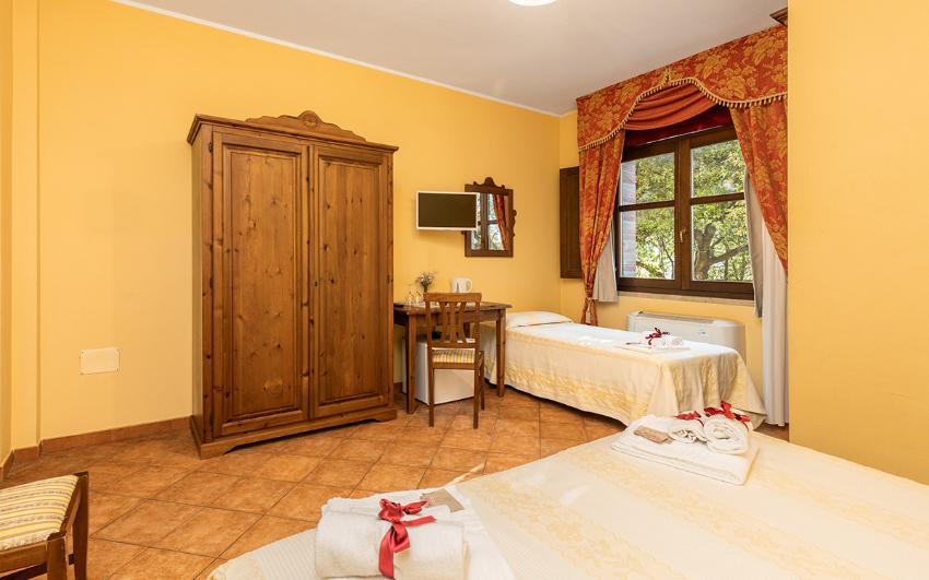 Funtana Noa Hotel Residence Funtana Noa Villanovaforru -  Sistemazioni S'Aposentu de Arzentu 1