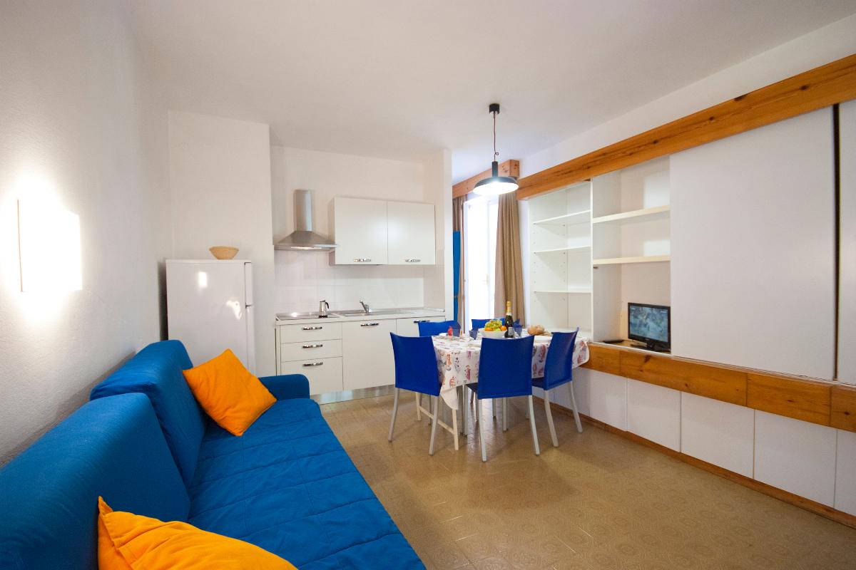 Nexus Hotels di Bini Viaggi S.R.L. Residence Golfo della Lacona Lacona/Capoliveri -  Sistemazione Bilo 4 M 1