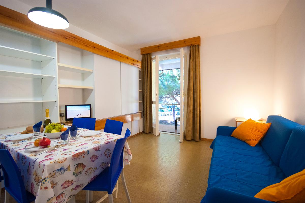 Nexus Hotels di Bini Viaggi S.R.L. Residence Golfo della Lacona Lacona/Capoliveri -  Sistemazione Bilo 4 M 1