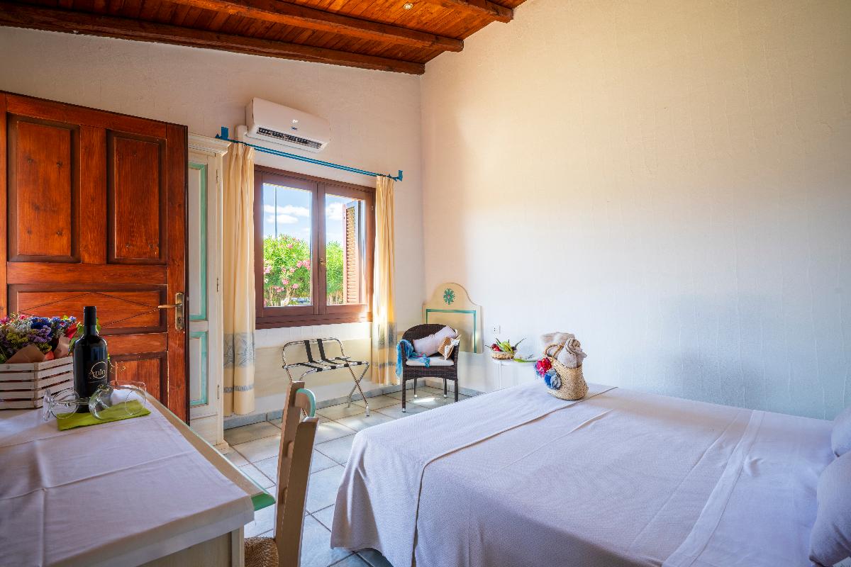 Nexus Hotels di Bini Viaggi S.R.L. Li Suari Club Village San Teodoro -  Sistemazione Standard 1