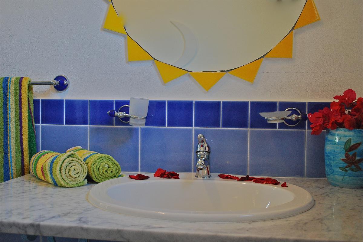 Nexus Hotels di Bini Viaggi S.R.L. Appartamenti Vecchio Stazzo San Teodoro -  Sistemazione Trilo 4 1