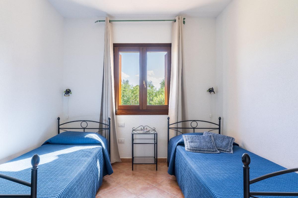 Nexus Hotels di Bini Viaggi S.R.L. Appartamenti Vecchio Stazzo San Teodoro -  Sistemazione Trilo 4 1