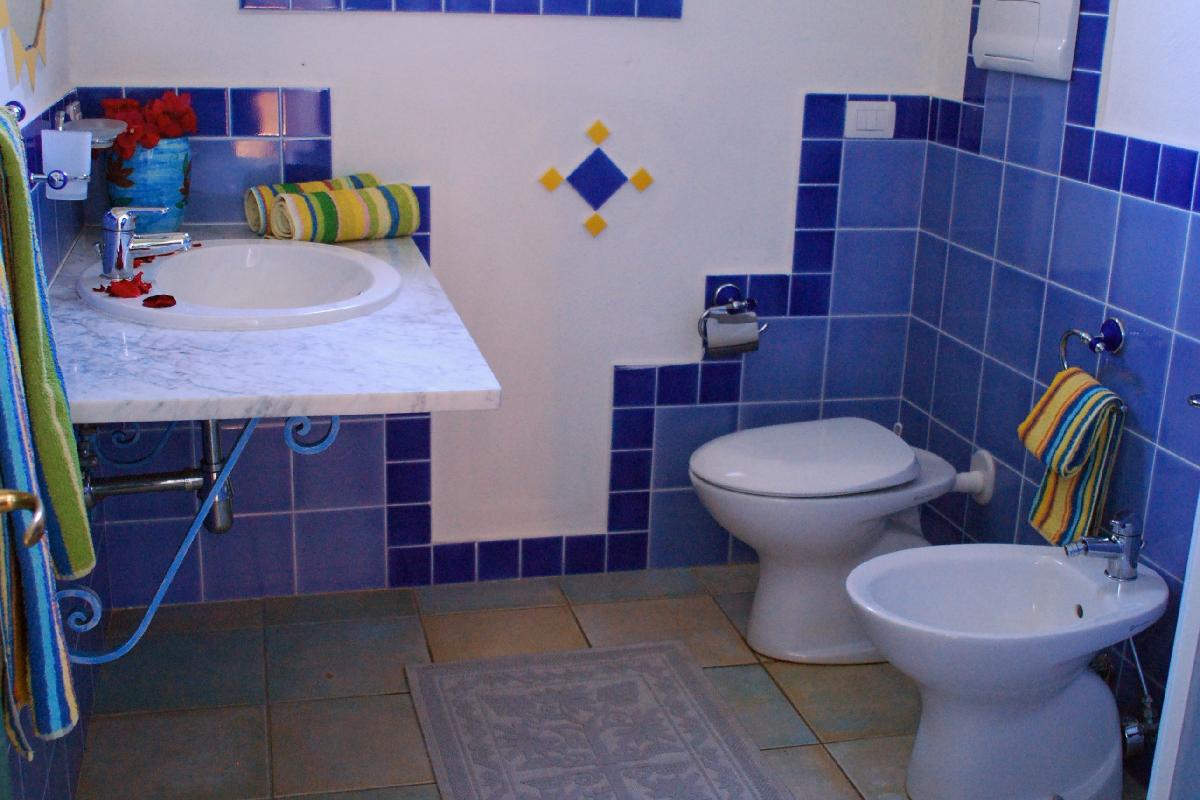 Nexus Hotels di Bini Viaggi S.R.L. Appartamenti Vecchio Stazzo San Teodoro -  Sistemazione Trilo 6 1