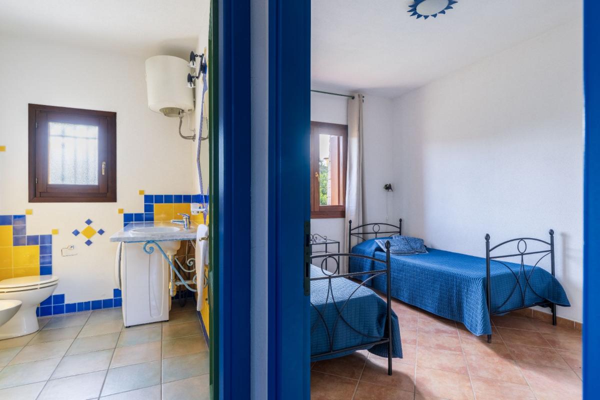 Nexus Hotels di Bini Viaggi S.R.L. Appartamenti Vecchio Stazzo San Teodoro -  Sistemazione Trilo 6 1