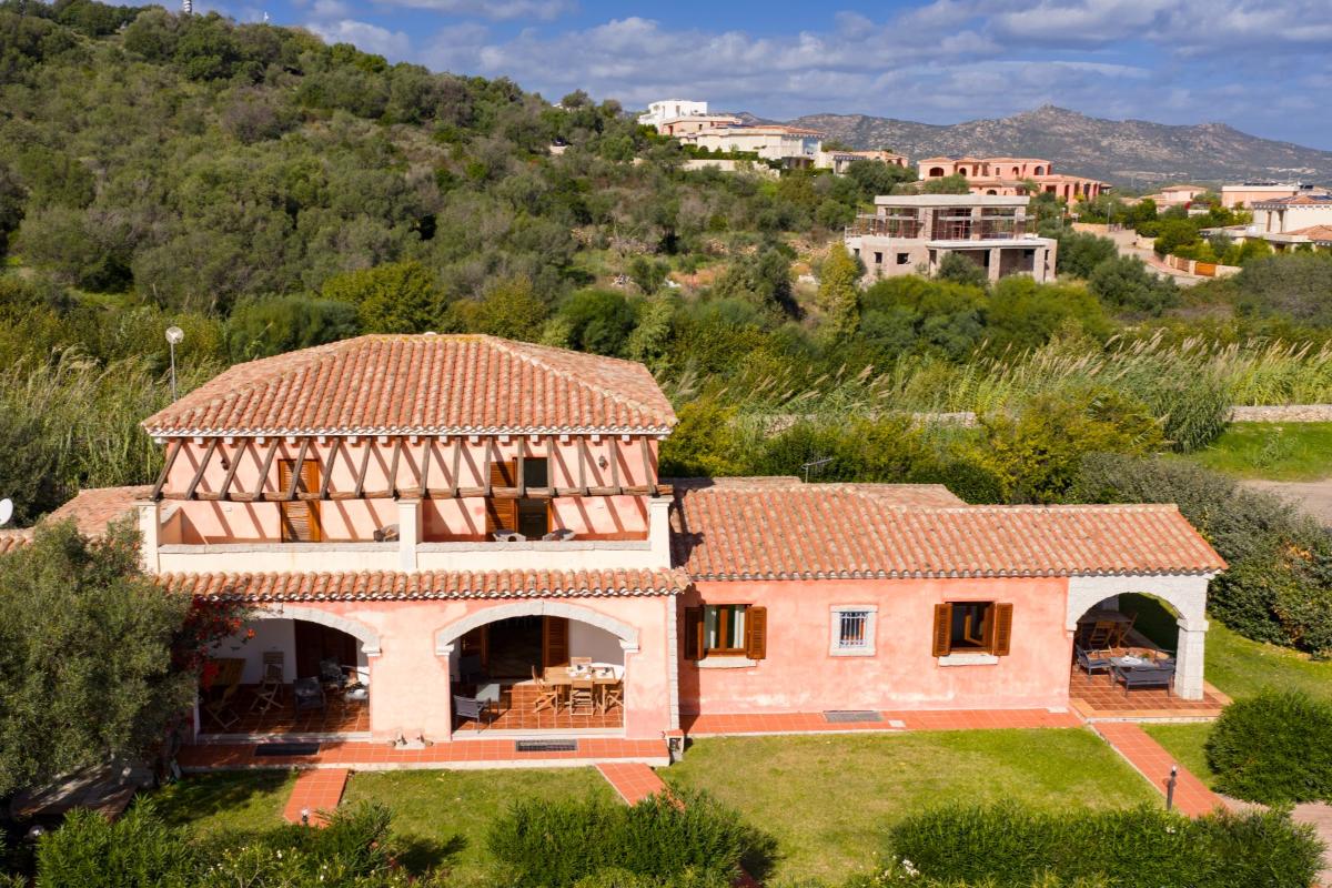 Nexus Hotels di Bini Viaggi S.R.L. Appartamenti Vecchio Stazzo San Teodoro -  Sistemazione Trilo 6 1