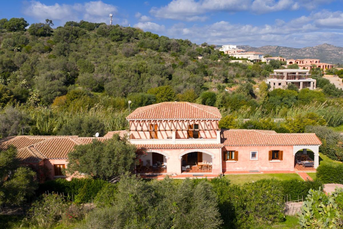 Nexus Hotels di Bini Viaggi S.R.L. Appartamenti Vecchio Stazzo San Teodoro -  Sistemazione Trilo 6 1