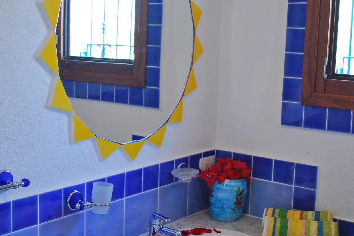 Nexus Hotels di Bini Viaggi S.R.L. Appartamenti Vecchio Stazzo San Teodoro -  Sistemazione Trilo 6 DS 1