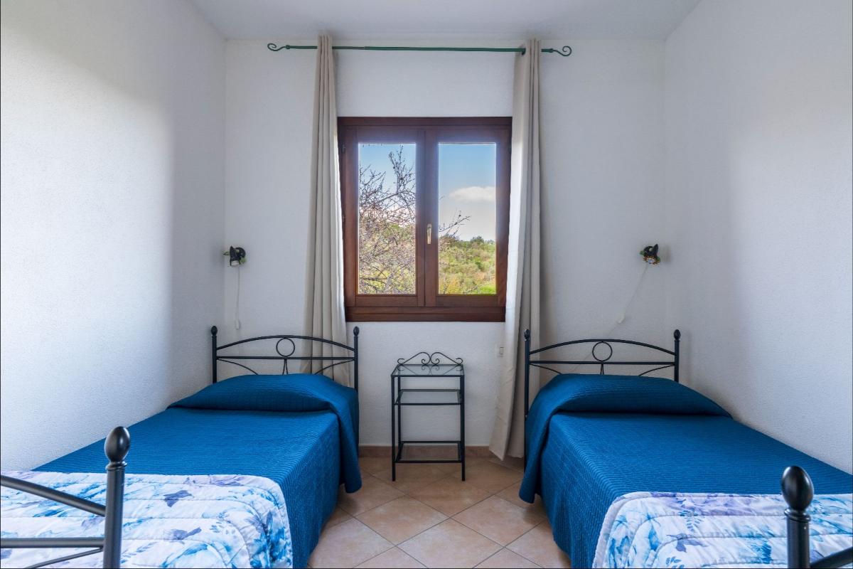 Nexus Hotels di Bini Viaggi S.R.L. Appartamenti Vecchio Stazzo San Teodoro -  Sistemazione Trilo 6 DS 1