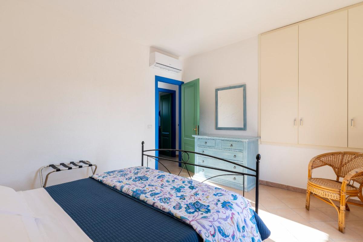 Nexus Hotels di Bini Viaggi S.R.L. Appartamenti Vecchio Stazzo San Teodoro -  Sistemazione Trilo 6 DS 1