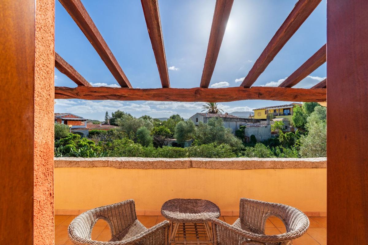 Nexus Hotels di Bini Viaggi S.R.L. Appartamenti Vecchio Stazzo San Teodoro -  Sistemazione Trilo 6 DS 1