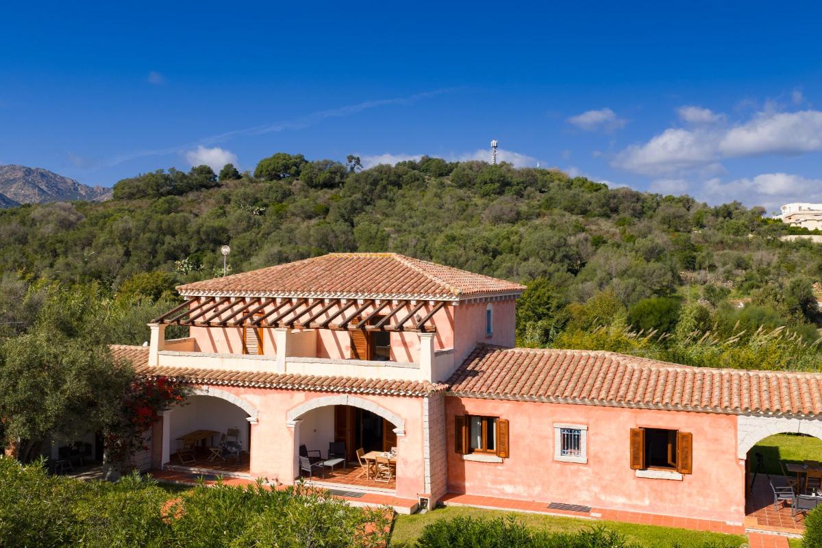 Nexus Hotels di Bini Viaggi S.R.L. Appartamenti Vecchio Stazzo San Teodoro -  Sistemazione Trilo 6 DS 1