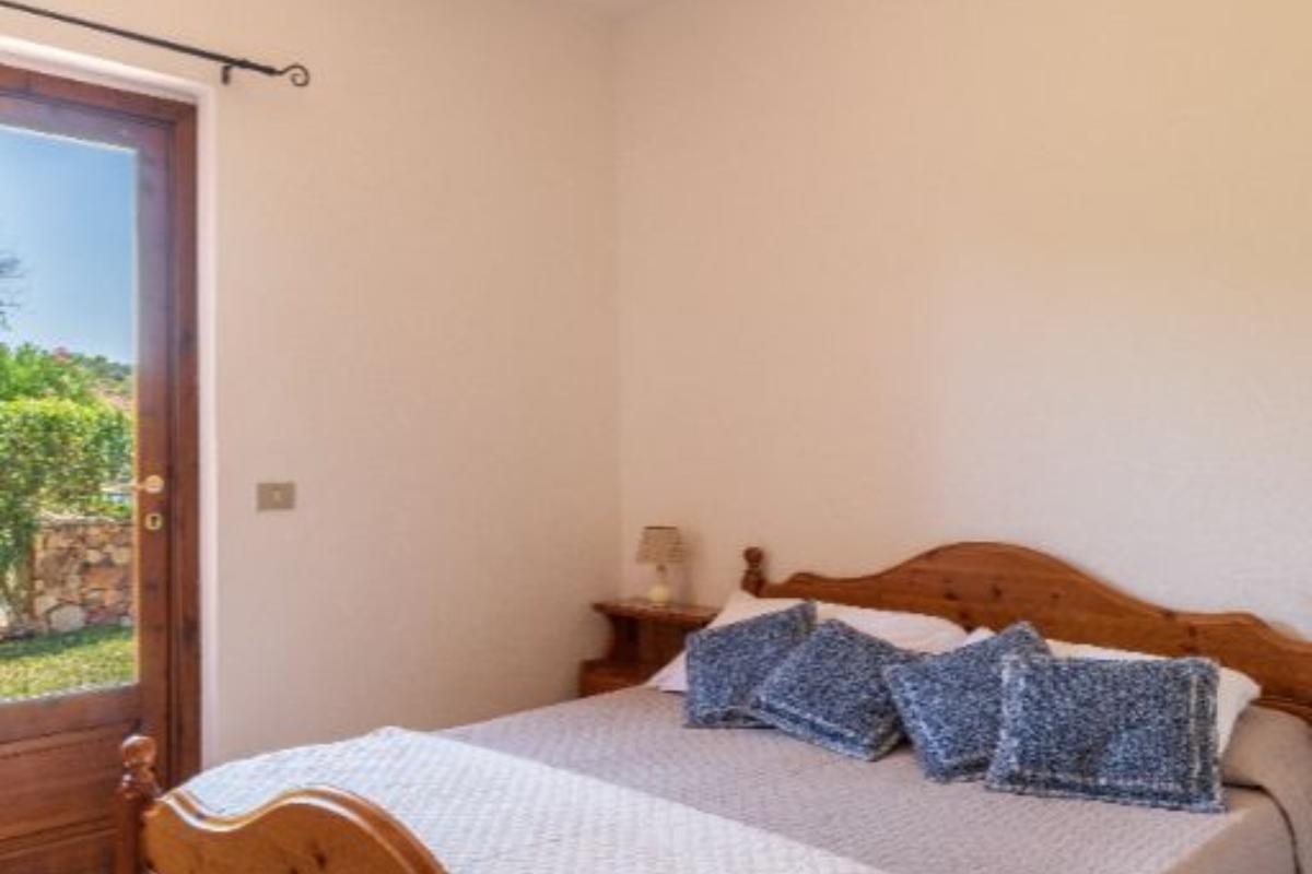 Nexus Hotels di Bini Viaggi S.R.L. Residence Oasi e Oasi Blu San Teodoro - Sistemazione Bilo 4 1