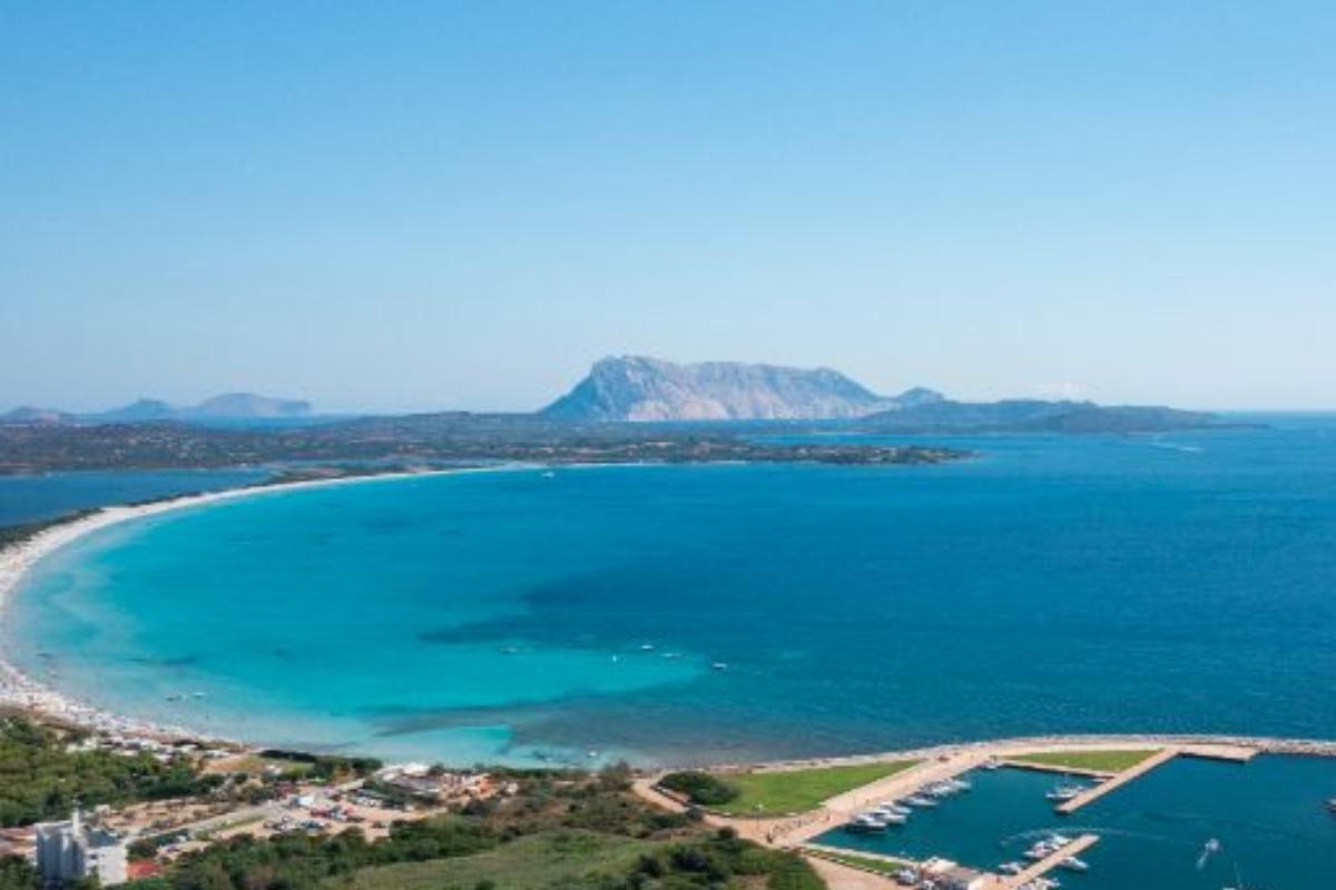 Nexus Hotels di Bini Viaggi S.R.L. Residence Oasi e Oasi Blu San Teodoro - Sistemazione Bilo 4 1