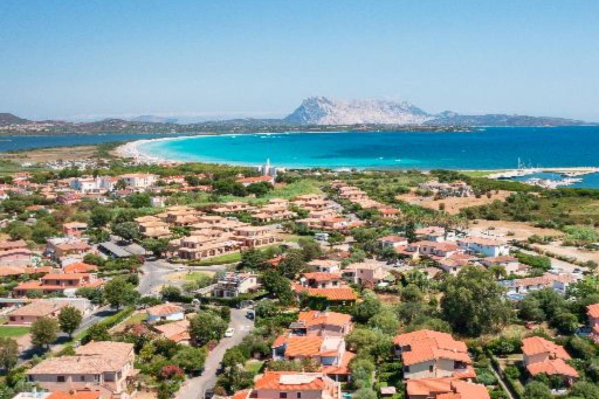 Nexus Hotels di Bini Viaggi S.R.L. Residence Oasi e Oasi Blu San Teodoro - Sistemazione Bilo 4 1