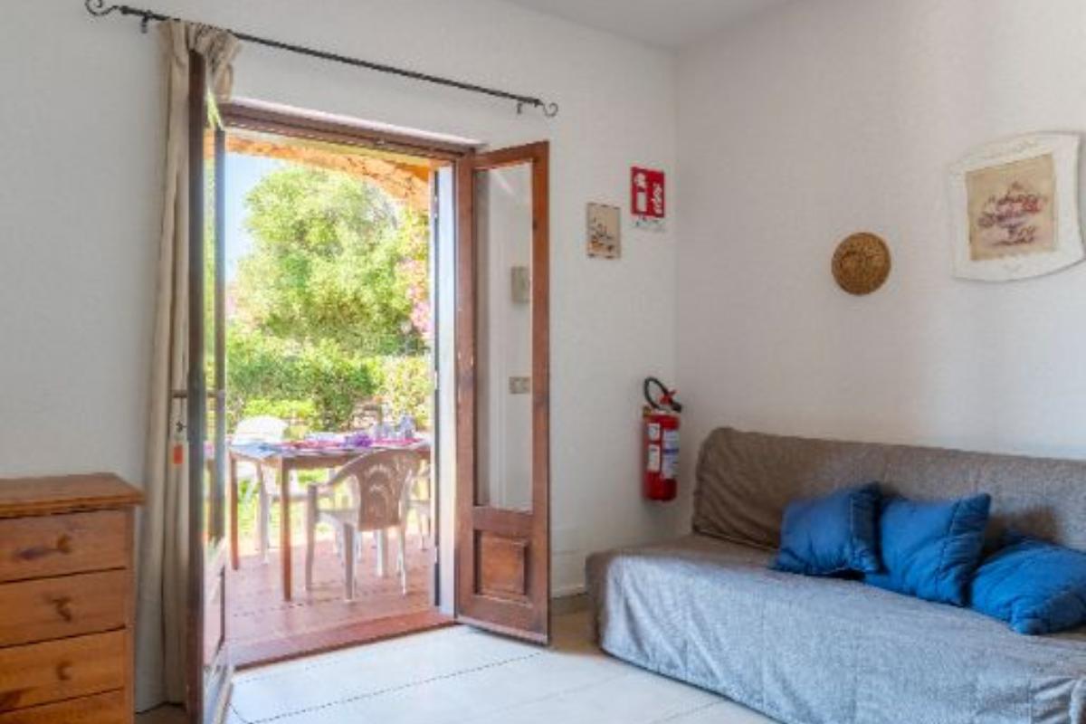 Nexus Hotels di Bini Viaggi S.R.L. Residence Oasi e Oasi Blu San Teodoro - Sistemazione Trilo 6 1