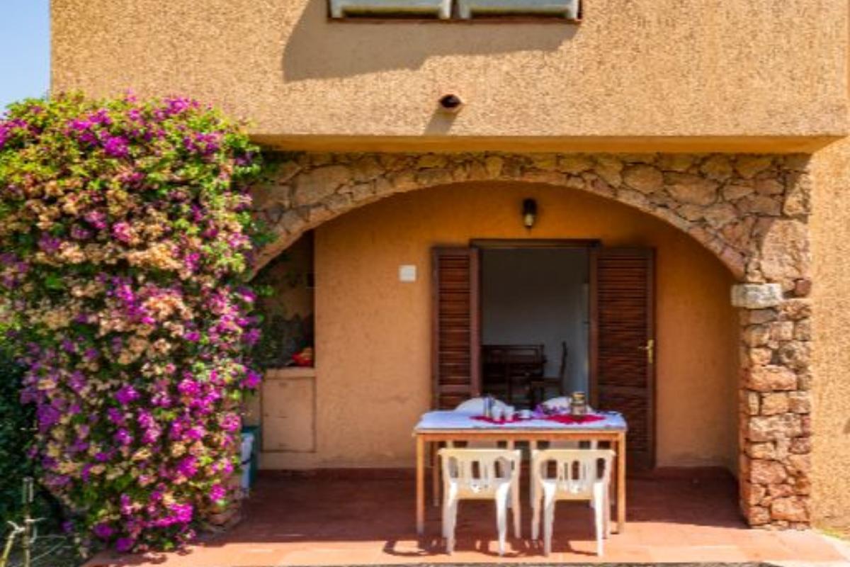 Nexus Hotels di Bini Viaggi S.R.L. Residence Oasi e Oasi Blu San Teodoro - Sistemazione Trilo 6 1