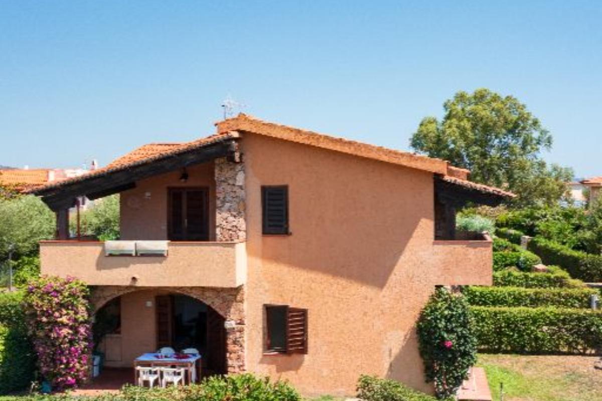 Nexus Hotels di Bini Viaggi S.R.L. Residence Oasi e Oasi Blu San Teodoro - Sistemazione Trilo 6 1