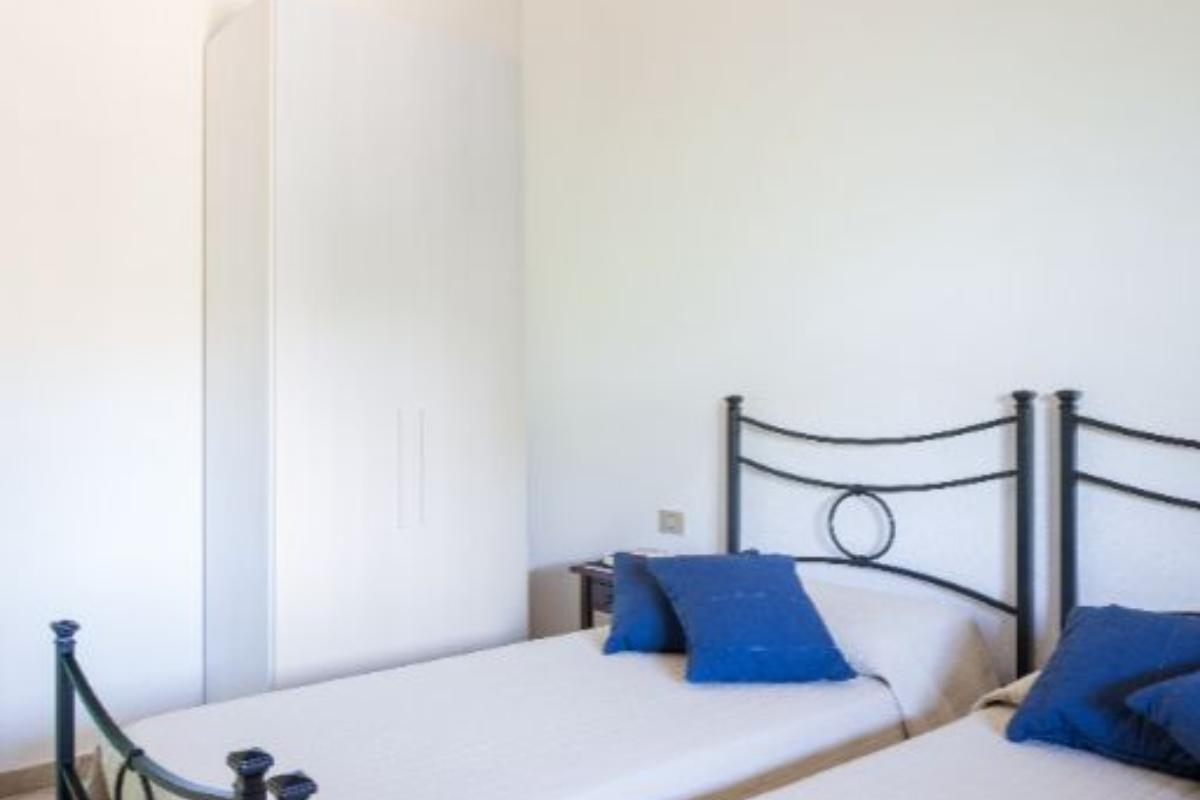 Nexus Hotels di Bini Viaggi S.R.L. Residence Oasi e Oasi Blu San Teodoro - Sistemazione Trilo 4 BLU 1