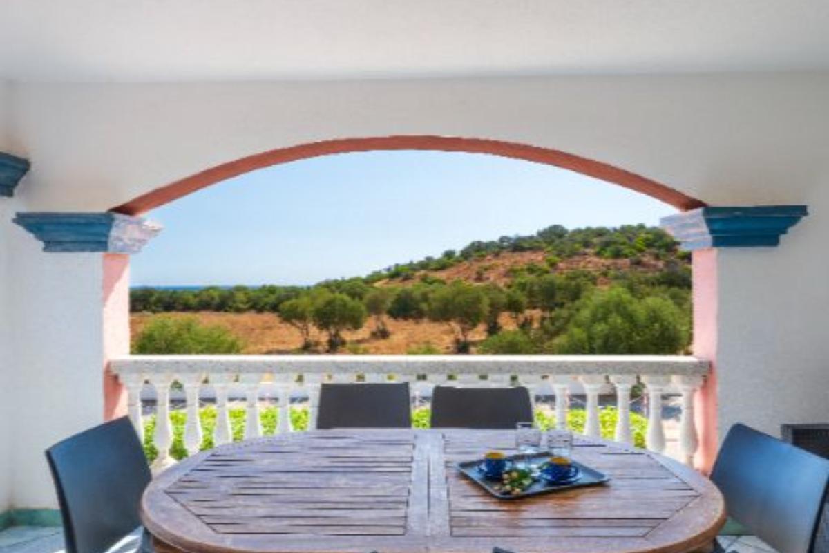 Nexus Hotels di Bini Viaggi S.R.L. Residence Oasi e Oasi Blu San Teodoro - Sistemazione Trilo 4 BLU 1