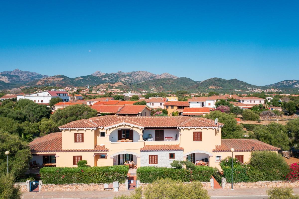 Nexus Hotels di Bini Viaggi S.R.L. Residence Oasi e Oasi Blu San Teodoro -  Sistemazione Trilo 4 BLU 1