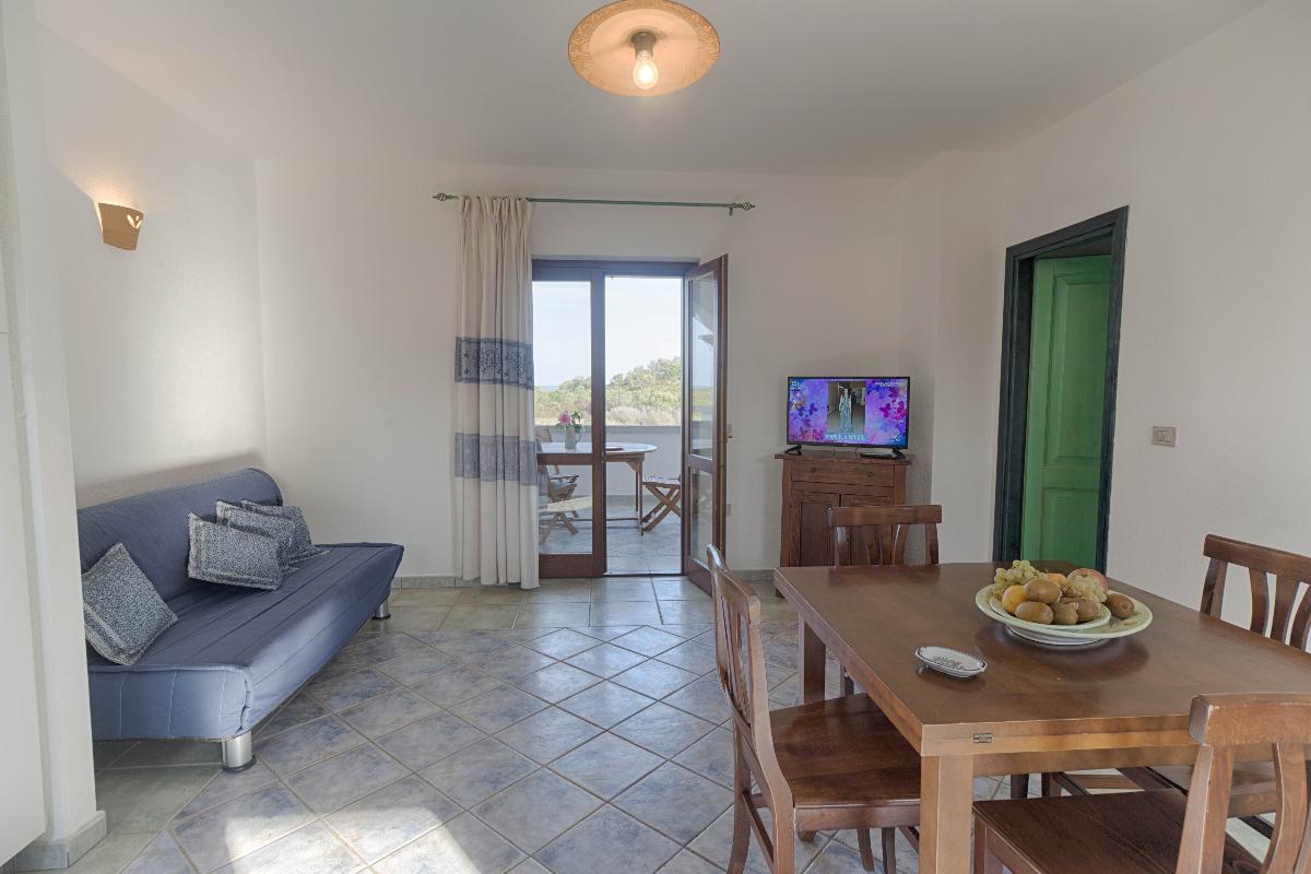 Nexus Hotels di Bini Viaggi S.R.L. Residence Oasi e Oasi Blu San Teodoro -  Sistemazione Trilo 6 BLU 1