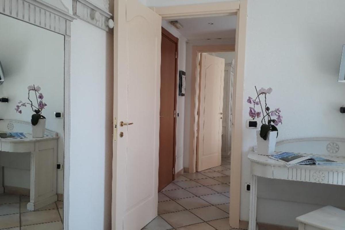 Nexus Hotels di Bini Viaggi S.R.L. Hotel Il Faro di Molara Porto San Paolo -  Sistemazione Zimmer im Dépendance 1