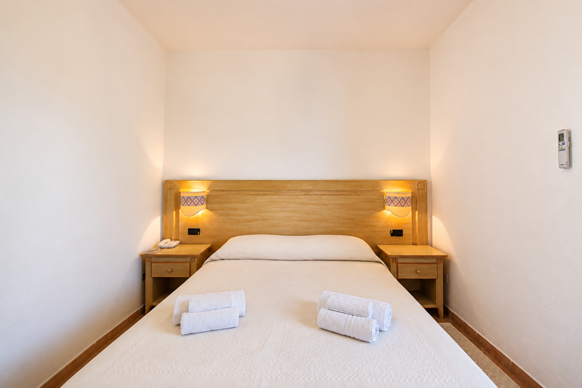 Nexus Hotels di Bini Viaggi S.R.L. Hotel Il Faro di Molara Porto San Paolo -  Sistemazione Economy 1