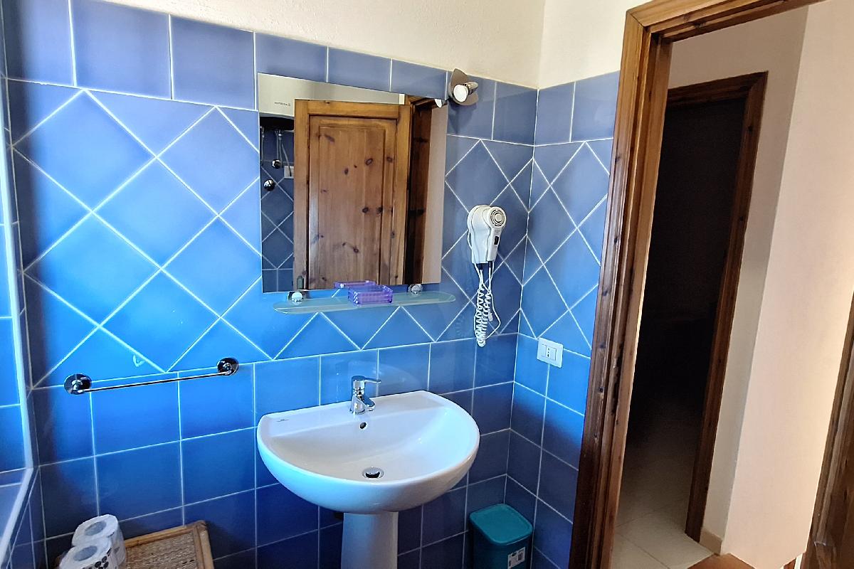 Nexus Hotels di Bini Viaggi S.R.L. Appartamenti Tiffany San Teodoro -  Sistemazione Bilo 4 1