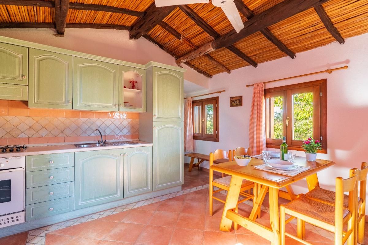 Nexus Hotels di Bini Viaggi S.R.L. Appartamenti Tiffany San Teodoro - Sistemazione Trilo 6 1