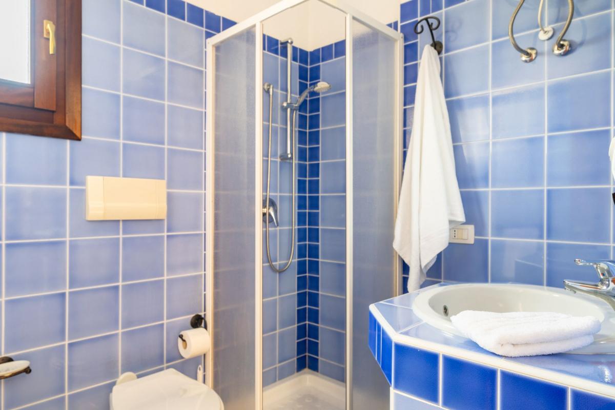 Nexus Hotels di Bini Viaggi S.R.L. Appartamenti Tiffany San Teodoro - Sistemazione Trilo 4 1