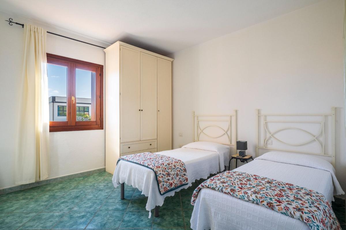 Nexus Hotels di Bini Viaggi S.R.L. Appartamenti Tiffany San Teodoro - Sistemazione Trilo 4 1