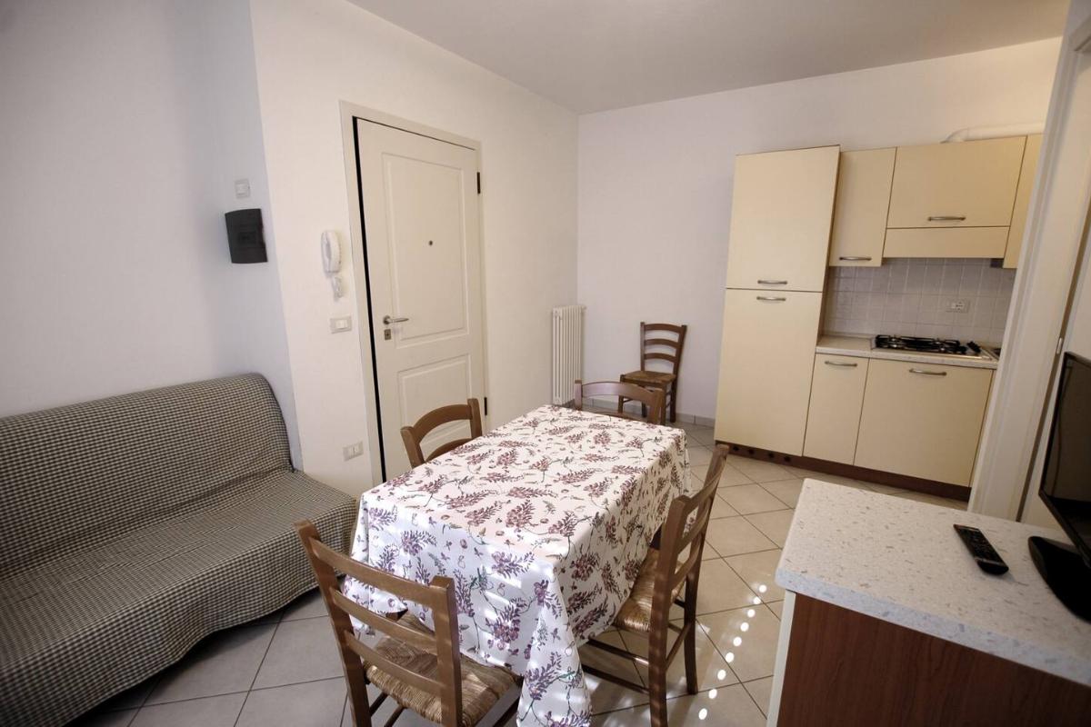 Nexus Hotels di Bini Viaggi S.R.L. Residence Pungenti Castiglioncello -  Sistemazione Bilo 3 1