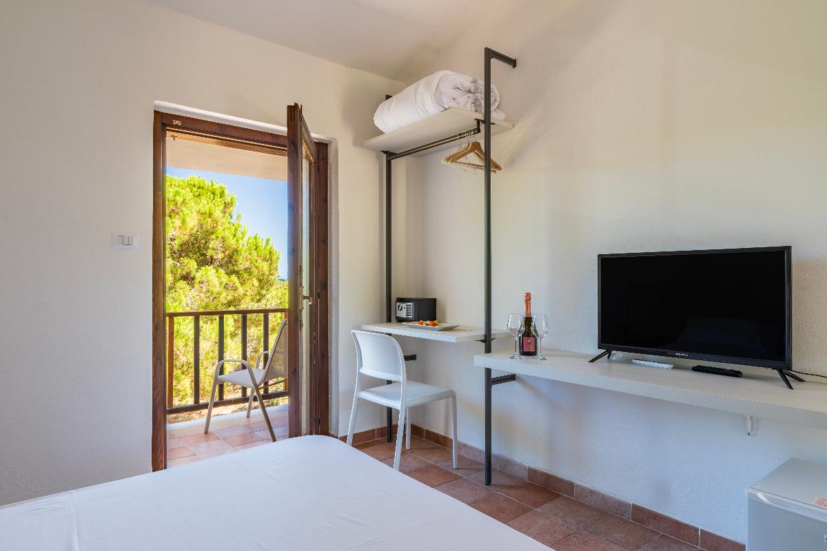 Nexus Hotels di Bini Viaggi S.R.L. Q Resort Platamona -  Sistemazione Chambre Classique 1