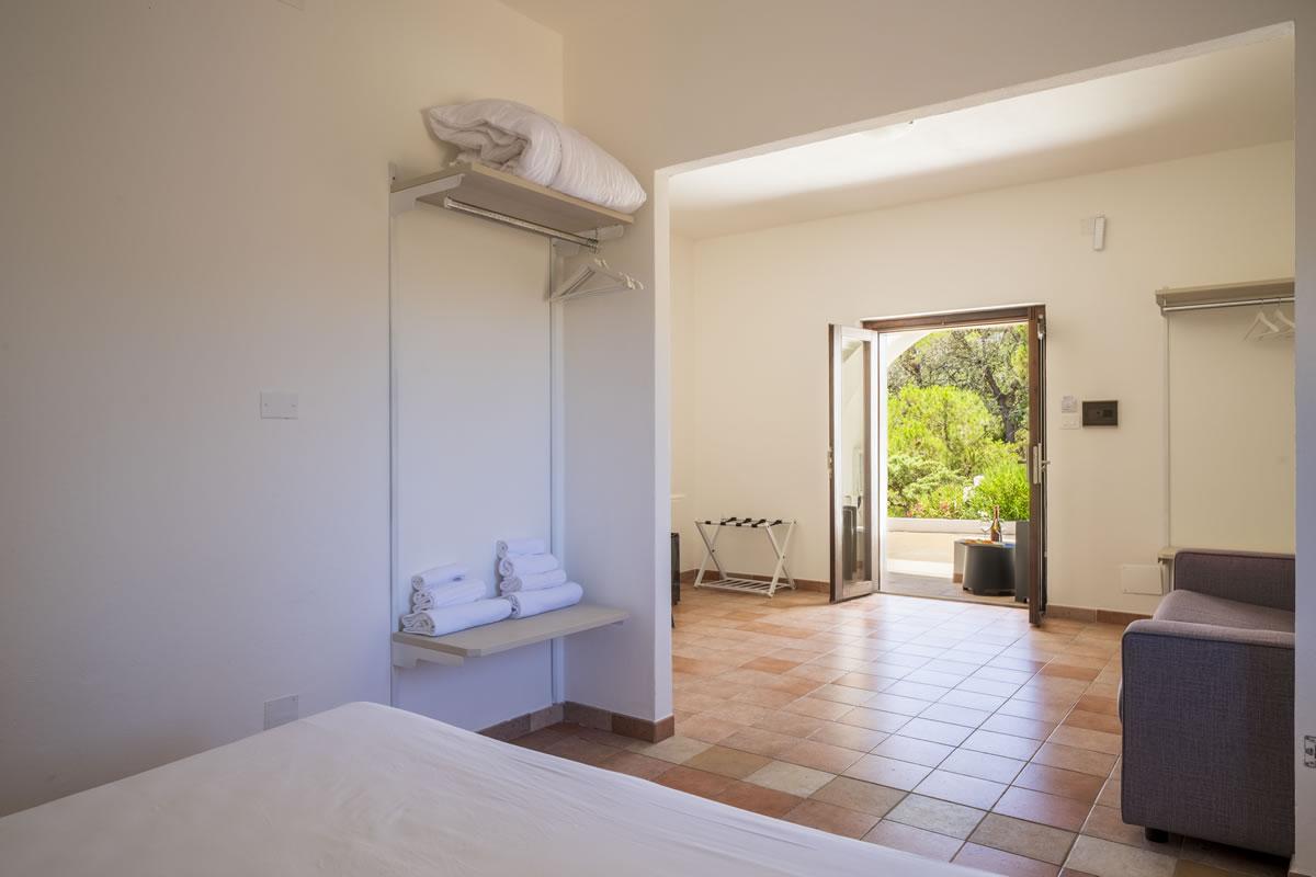 Nexus Hotels di Bini Viaggi S.R.L. Q Resort Platamona -  Sistemazione Habitación Superior 1