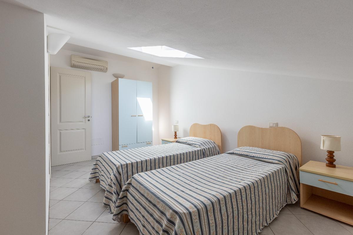 Nexus Hotels di Bini Viaggi S.R.L. Residence Pungenti Castiglioncello -  Sistemazione Quadri 8 DS 1