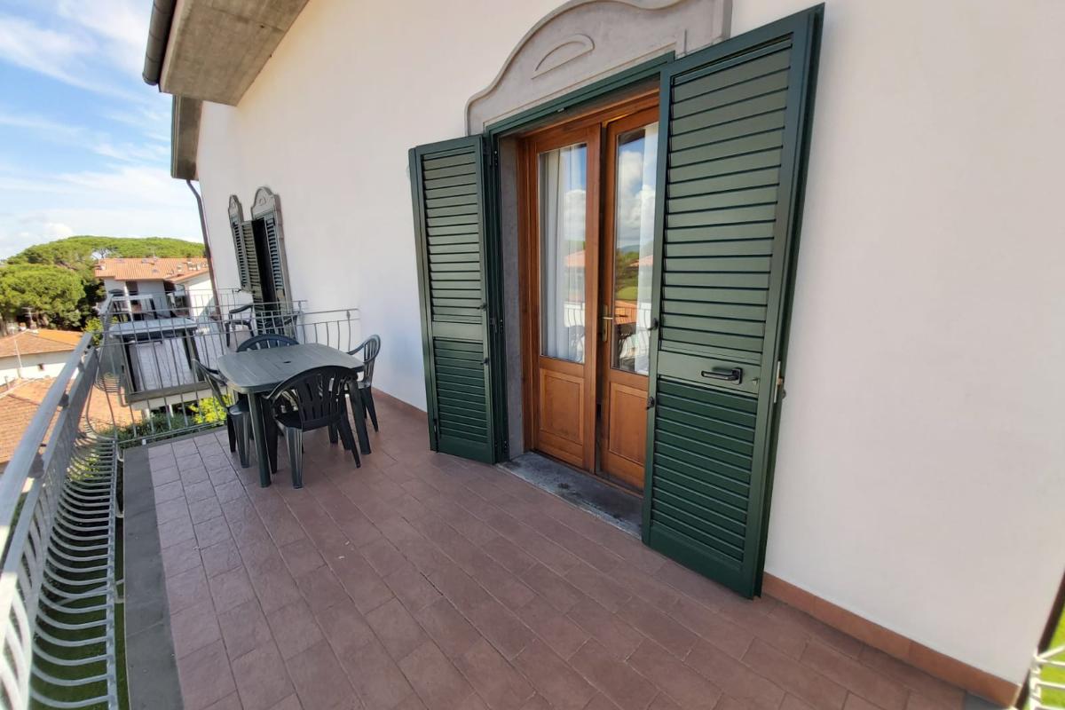 Nexus Hotels di Bini Viaggi S.R.L. Residence Pungenti Castiglioncello -  Sistemazione Quadri 8 DS 1