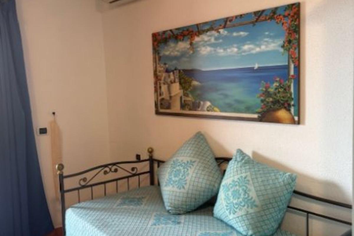 Nexus Hotels di Bini Viaggi S.R.L.  Golfo di Marinella -  Sistemazione Mono 3 1