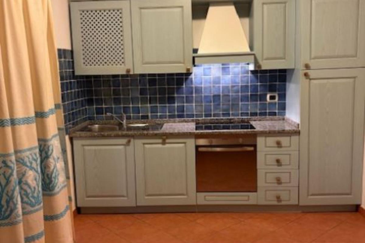 Nexus Hotels di Bini Viaggi S.R.L.  Golfo di Marinella -  Sistemazione Bilo 4 - Doble Servicios 1