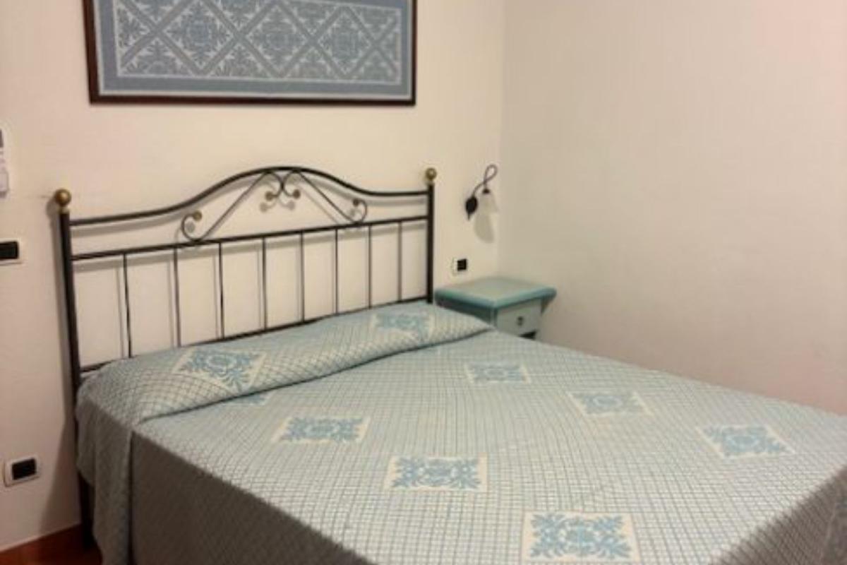 Nexus Hotels di Bini Viaggi S.R.L.  Golfo di Marinella -  Sistemazione Bilo 4 - Doble Servicios 1