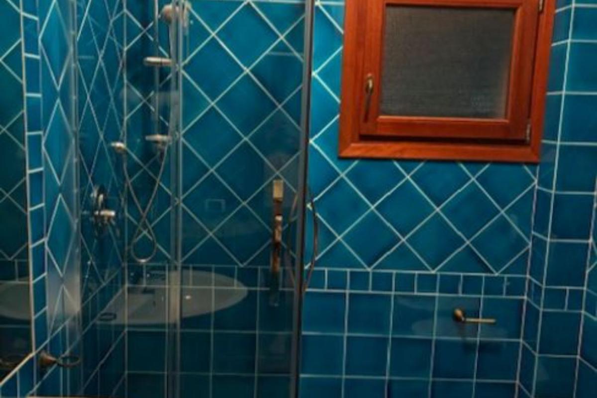 Nexus Hotels di Bini Viaggi S.R.L.  Golfo di Marinella -  Sistemazione Trilo 6 1