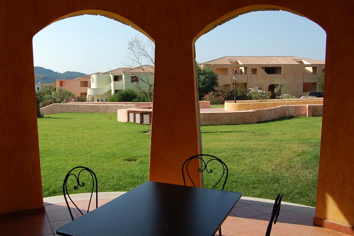 Nexus Hotels di Bini Viaggi S.R.L.  Golfo di Marinella -  Sistemazione Trilo 6 - Dos Baños 1