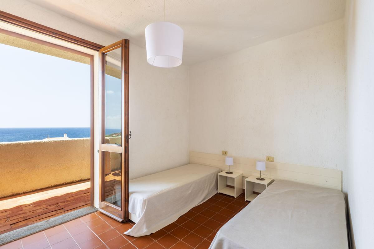 Nexus Hotels di Bini Viaggi S.R.L. Residence Baia Santa Reparata Santa Teresa Gallura -  Sistemazione Trilo 4 - Doppi Servizi 1