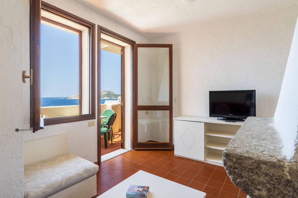 Nexus Hotels di Bini Viaggi S.R.L. Residence Baia Santa Reparata Santa Teresa Gallura -  Sistemazione Trilo 4 - Doppi Servizi 1