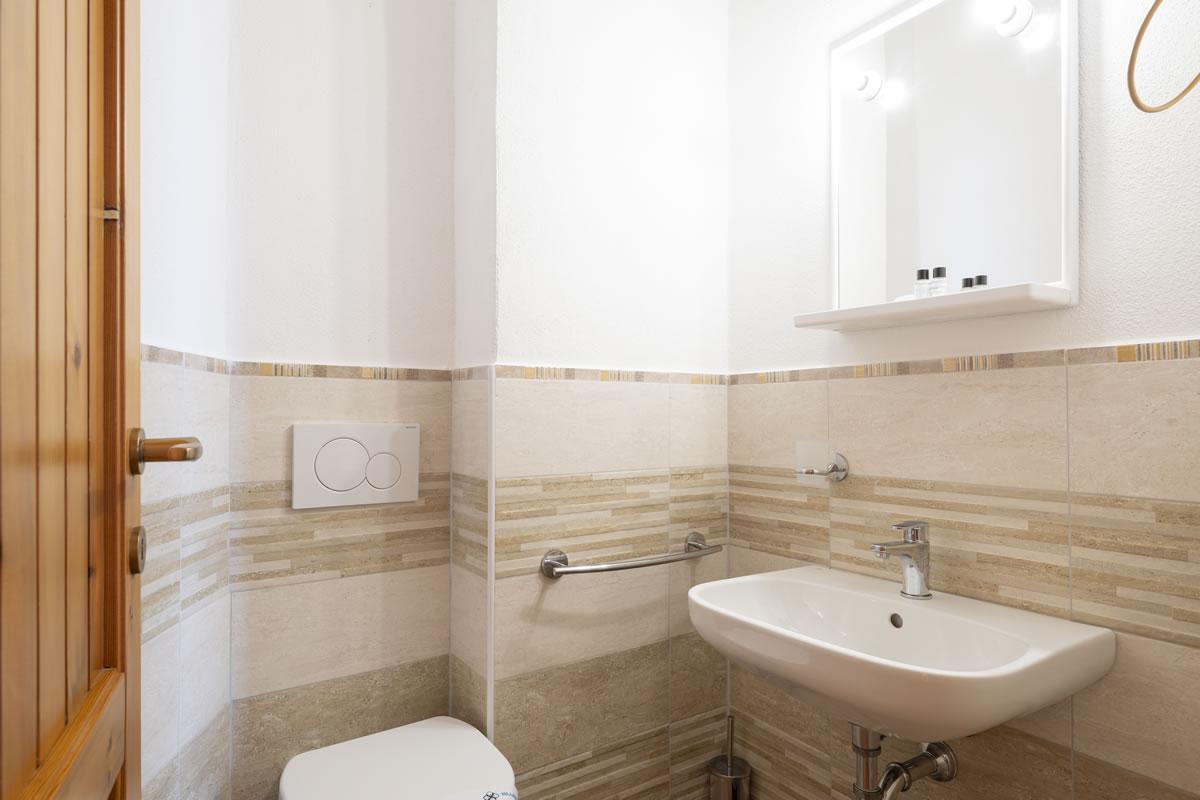 Nexus Hotels di Bini Viaggi S.R.L. Residence Baia Santa Reparata Santa Teresa Gallura -  Sistemazione Trilo 6 - Doppelservice 1