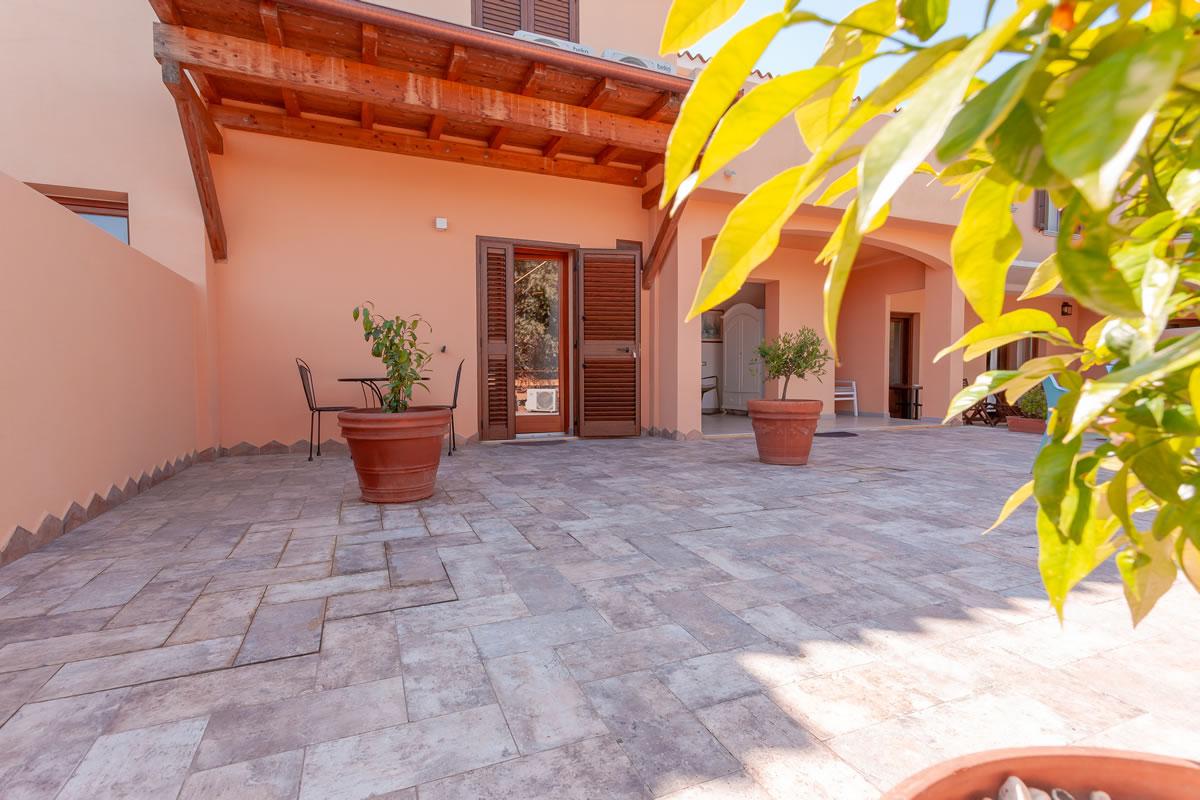 Residenze Pettirosso Pettirosso Center San Teodoro -  Camera Camera Deluxe 1