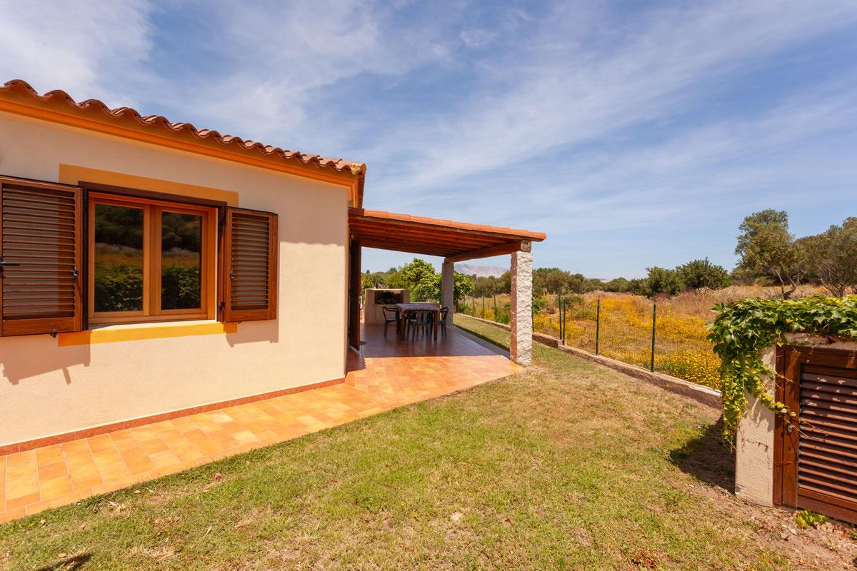 Residenze Pettirosso Pettirosso Center San Teodoro -  Camera Villino La Funtana 1