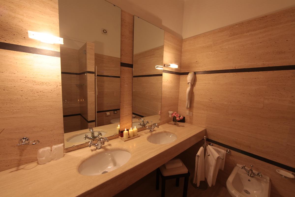 Tarthesh Hotel Guspini -  Camera Camera Deluxe 1