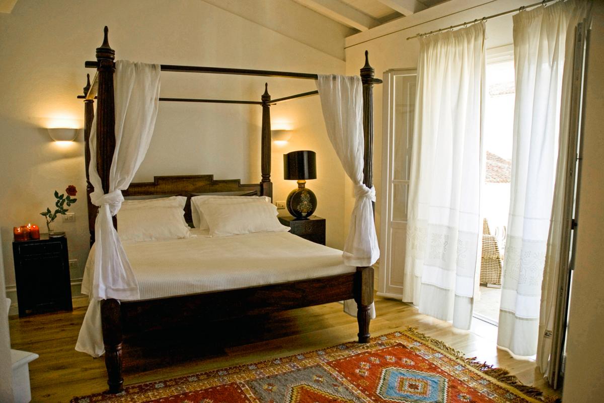 Tarthesh Hotel Guspini -  Camera Senior Suite 1